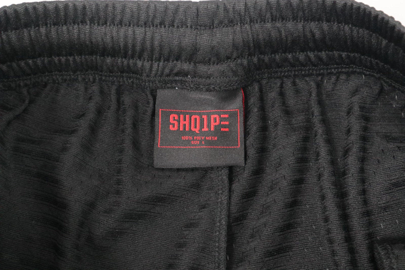 Mesh-Shorts / Rotes Logo